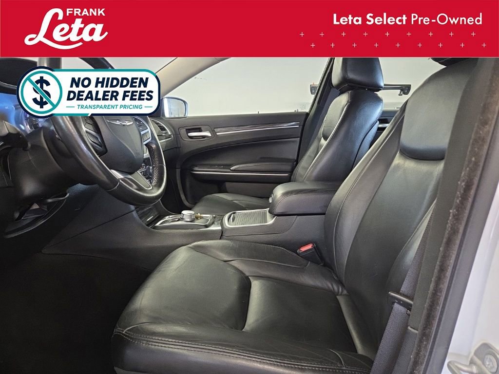 Used 2019 Chrysler 300 Touring w/ Quick Order Package 2EF RWD image 13