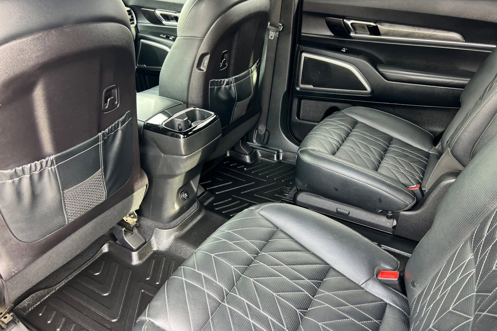 Used 2024 Kia Telluride EX X-Line image 12