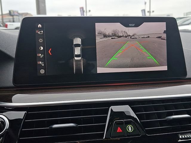 Used 2019 BMW 540i w/ M Sport Package RWD image 16