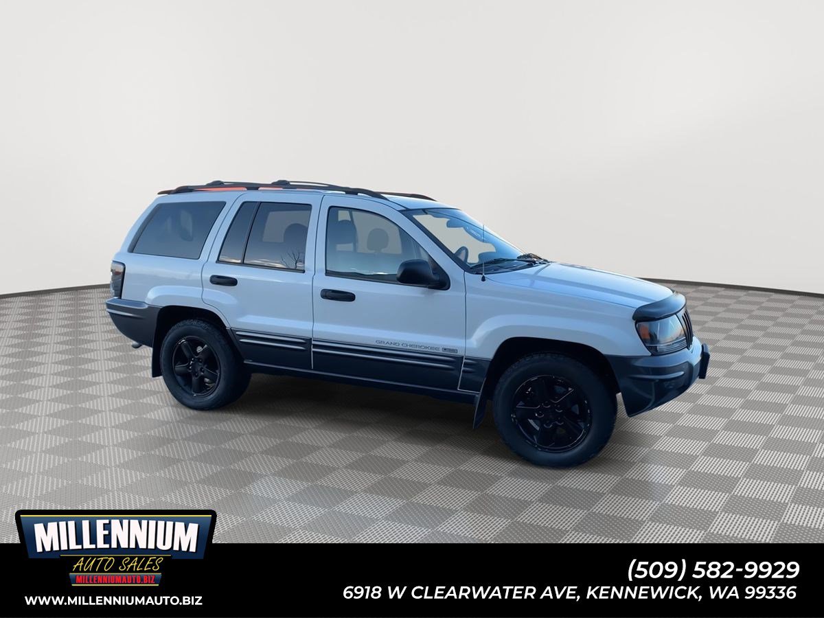 Used 2004 Jeep Grand Cherokee Laredo w/ Trailer Tow Prep Group image 1