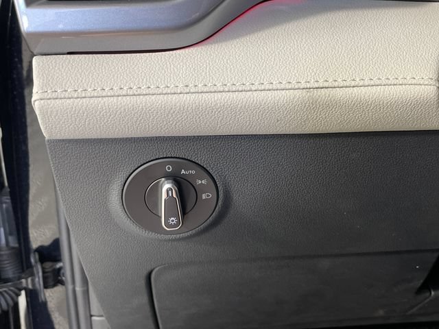 New 2026 Volkswagen Taos SEL AWD/4WD image 12