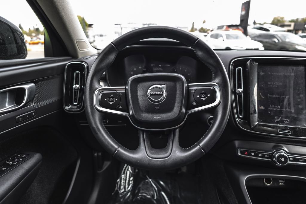 Used 2019 Volvo XC40 T5 Momentum AWD/4WD image 21