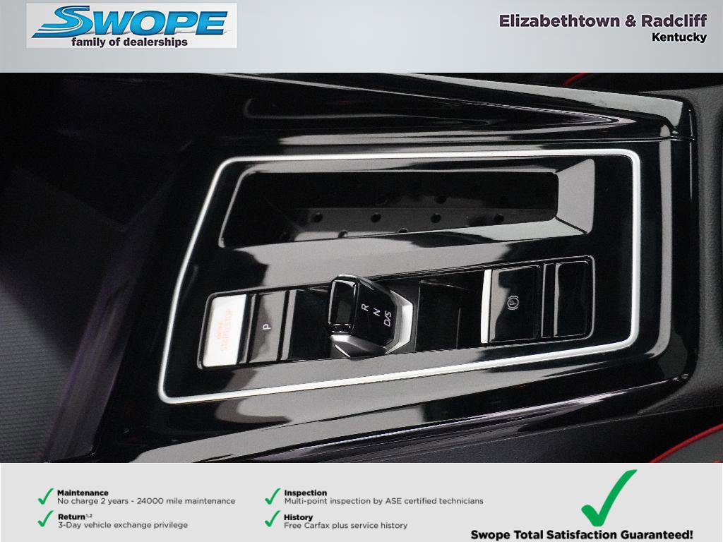 Used 2025 Volkswagen GTI SE FWD image 23