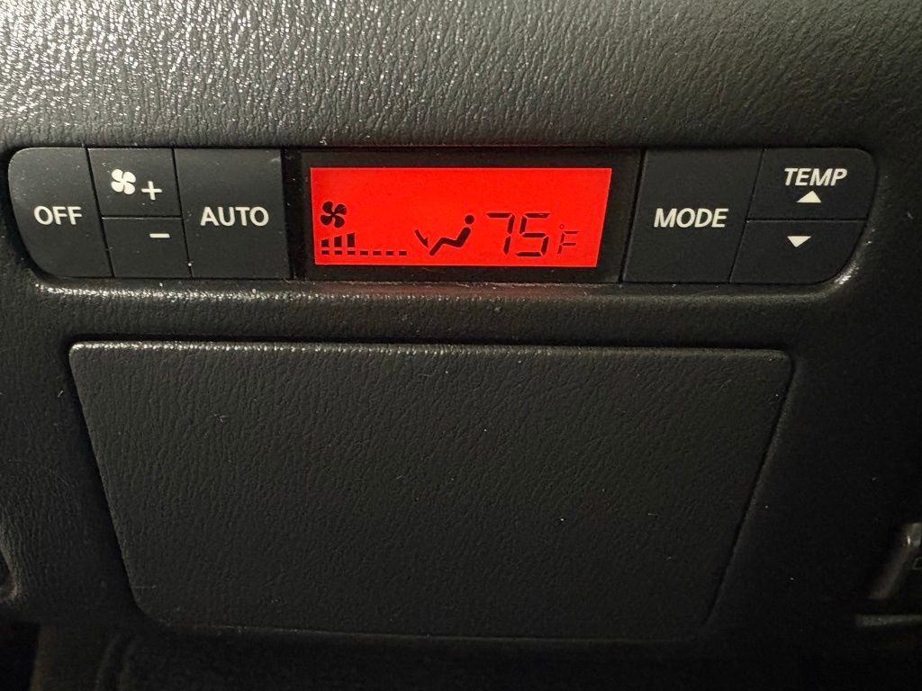 Used 2018 Nissan Armada SL w/ Moonroof Package image 43