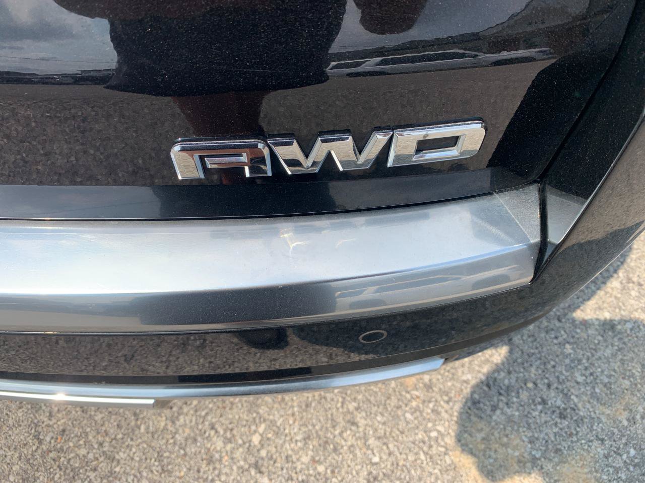 Used 2016 GMC Acadia Denali AWD/4WD image 11