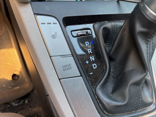 Used 2017 Hyundai Elantra SE w/ SE A/T Tech Package 03 image 17