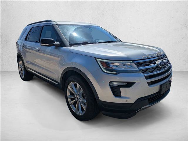 Used 2018 Ford Explorer XLT w/ Equipment Group 202A FWD video 3