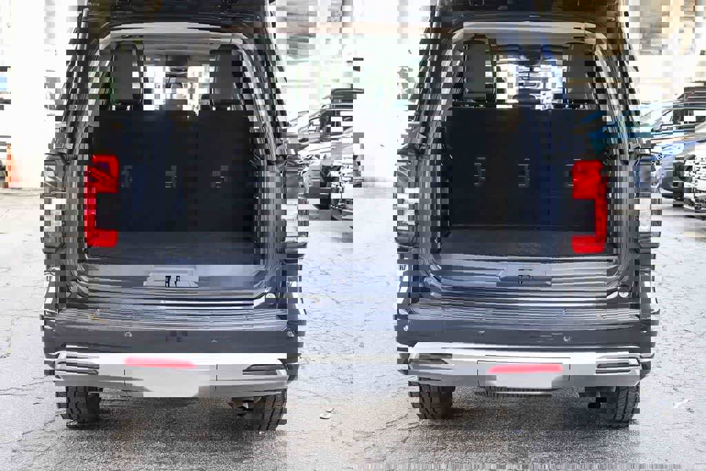 Used 2022 Ford Expedition XLT image 27