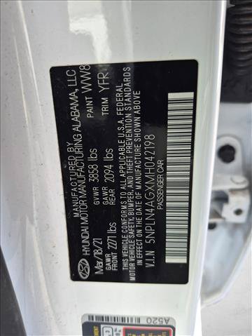 Used 2021 Hyundai Elantra SEL w/ Convenience + Premium Package FWD image 16