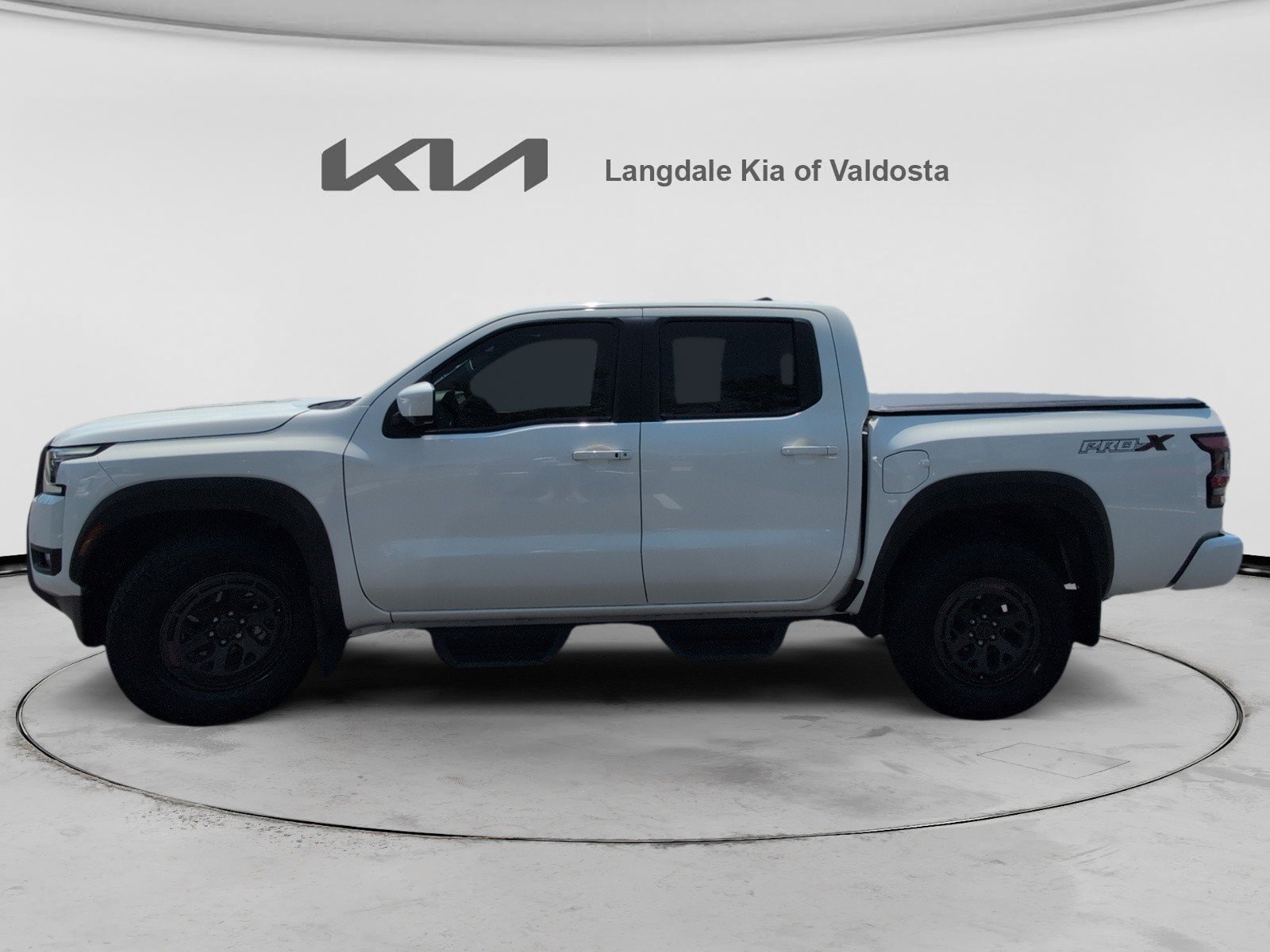 Used 2025 Nissan Frontier Pro-X w/ Pro Premium Package RWD image 10