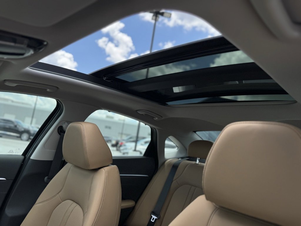 New 2025 Hyundai Sonata Limited image 20