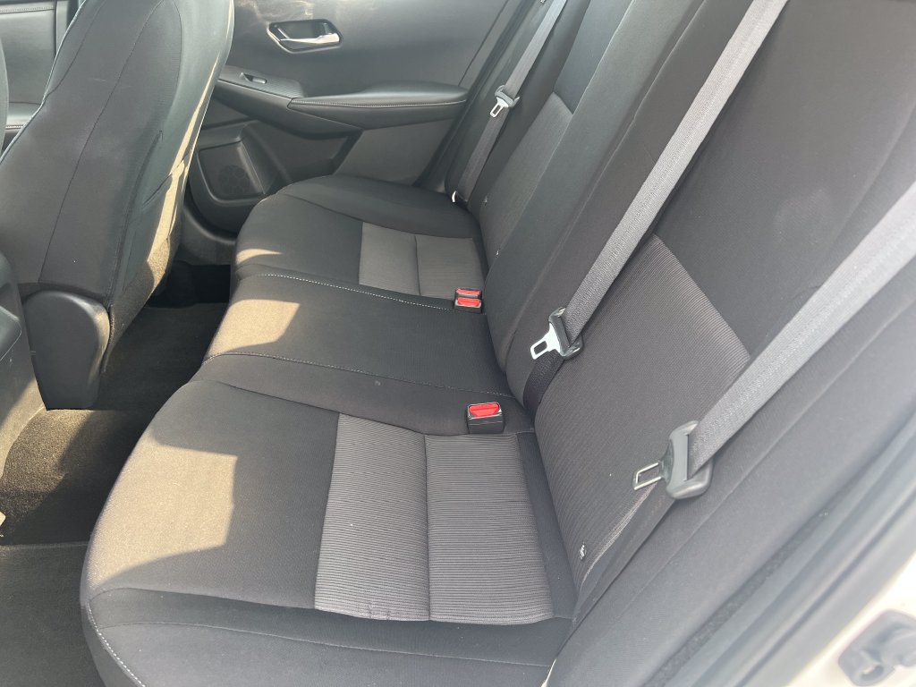 Used 2023 Nissan Sentra SV FWD image 12