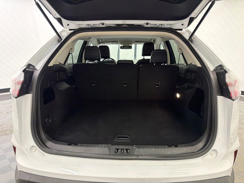 Used 2024 Ford Edge SEL AWD/4WD image 19