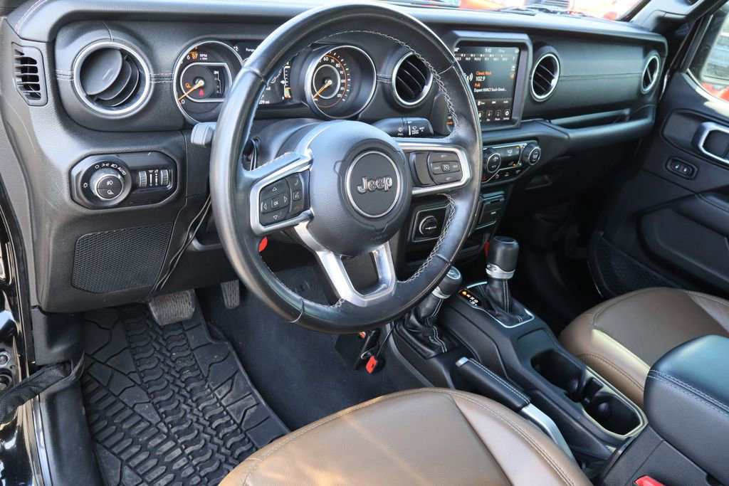 Used 2020 Jeep Gladiator Overland AWD/4WD image 12
