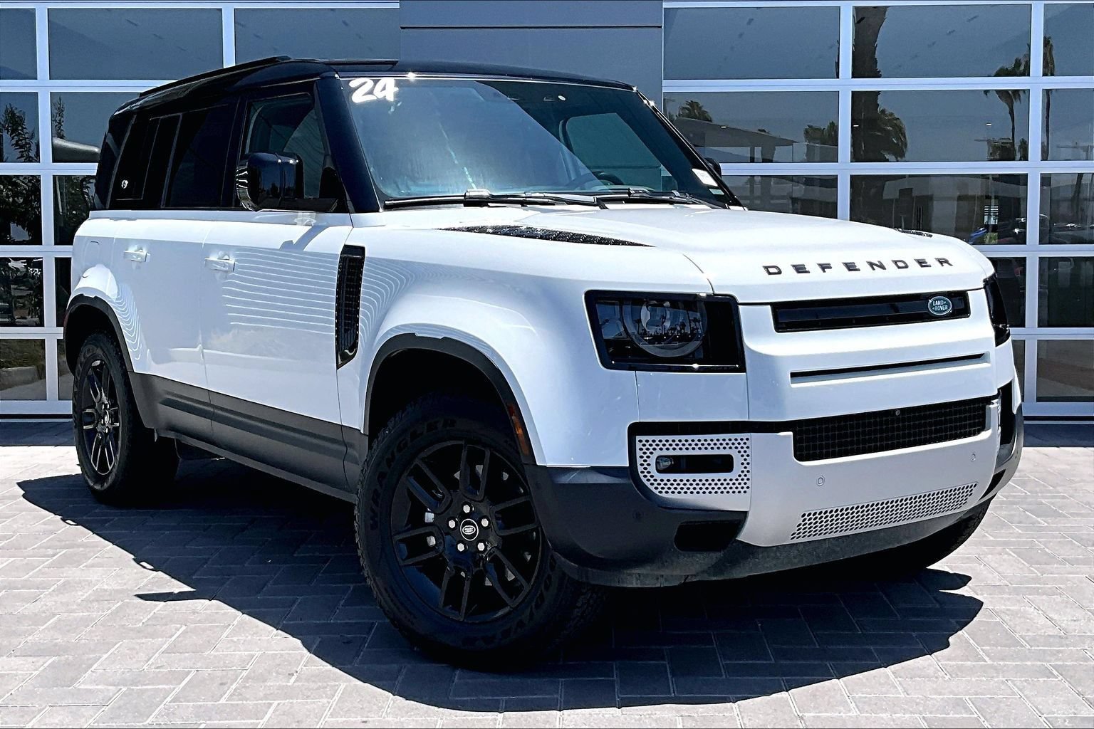 Certified 2024 Land Rover Defender 110 S AWD/4WD image 3
