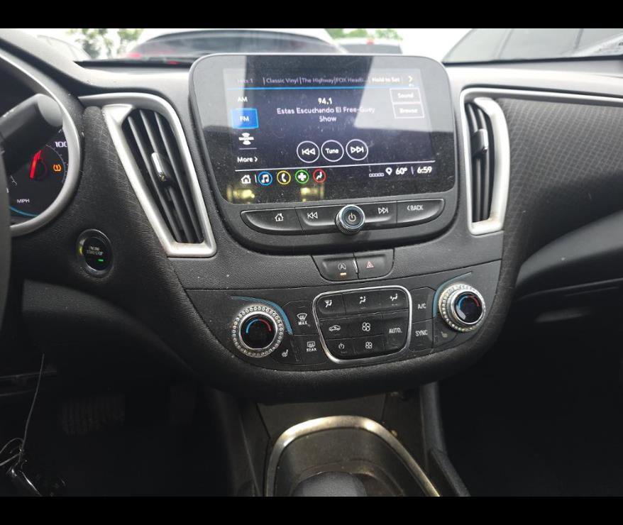 Used 2022 Chevrolet Malibu LT FWD image 5