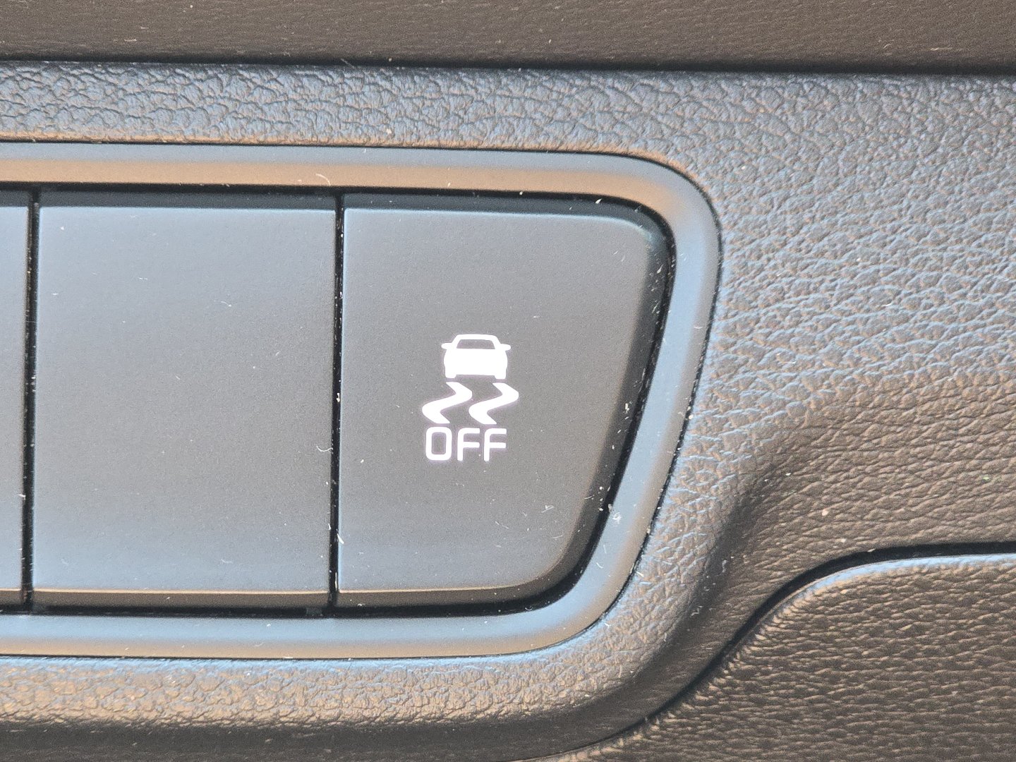 Used 2023 Kia Forte LXS FWD image 12