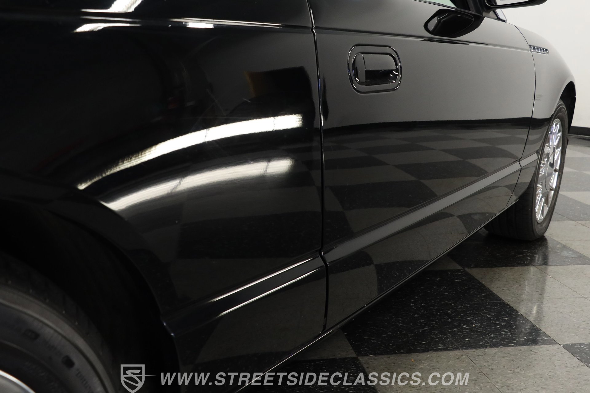 Used 2002 Ford Thunderbird Neiman Marcus RWD image 27