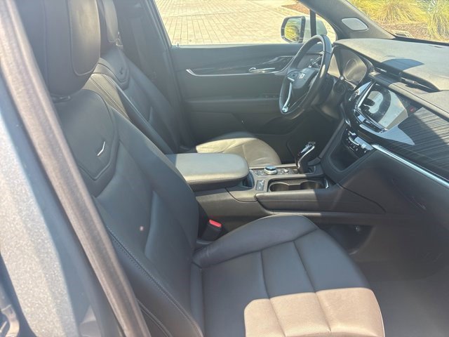 Certified 2025 Cadillac XT6 Premium Luxury image 26