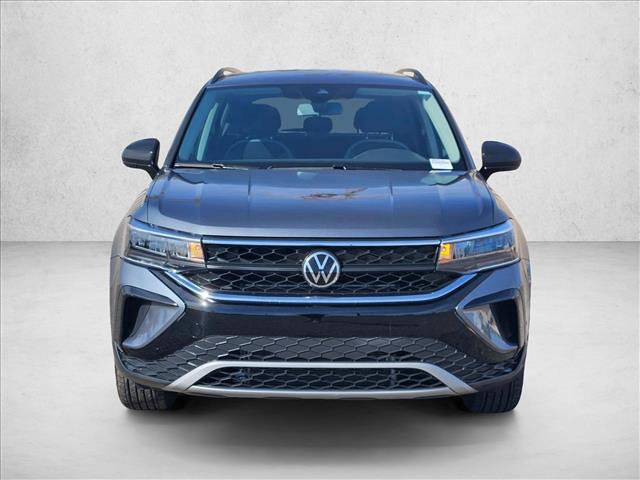 Used 2022 Volkswagen Taos S image 2