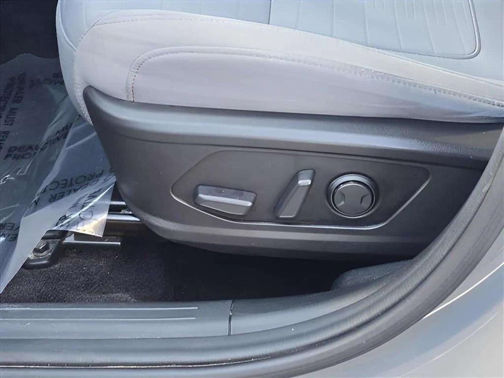 Used 2022 Hyundai Santa Cruz SEL w/ Activity Package image 13