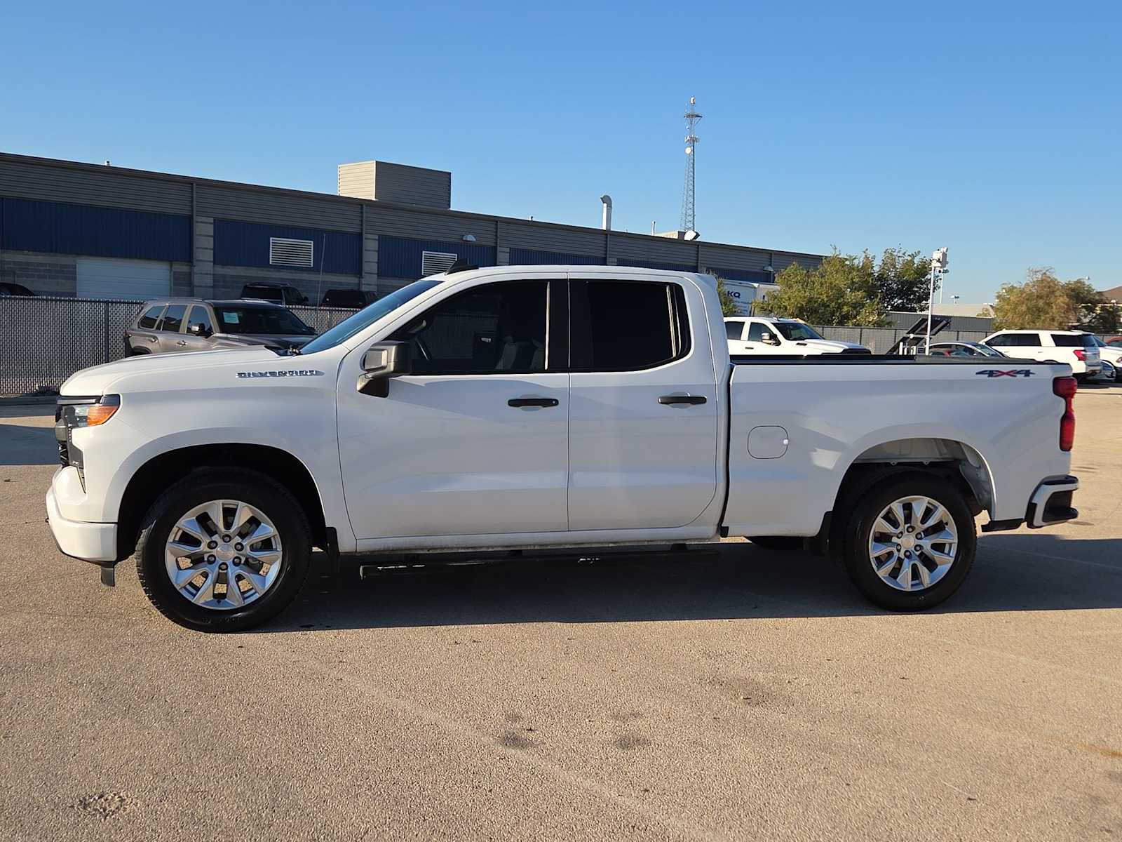 Used 2023 Chevrolet Silverado 1500 Custom AWD/4WD image 5