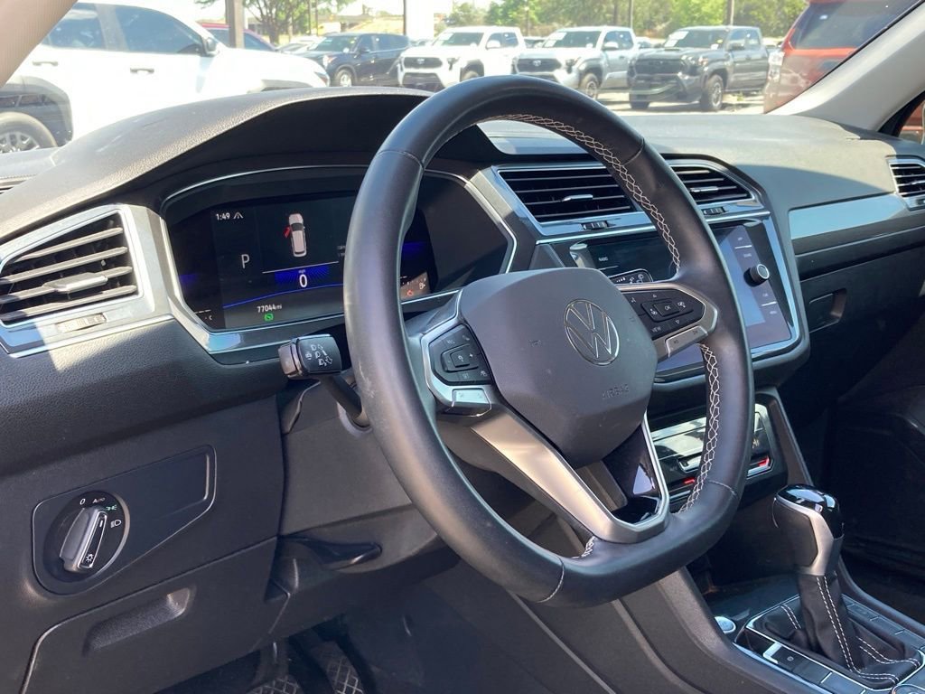 Used 2022 Volkswagen Tiguan SE image 7