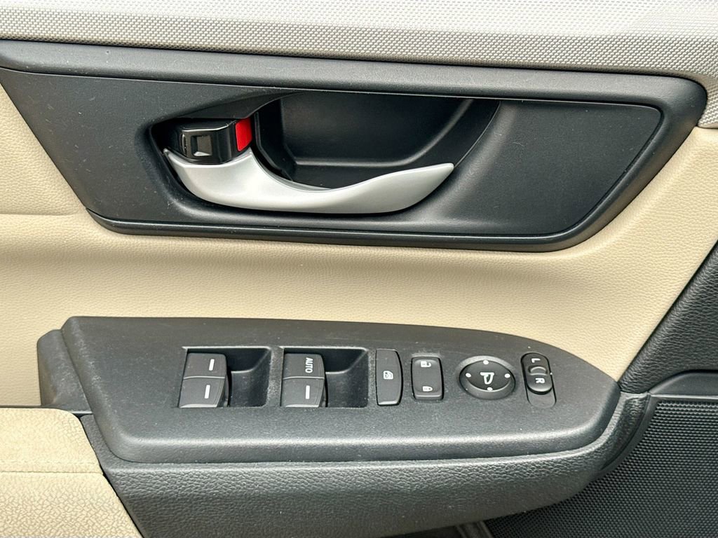 Used 2018 Honda CR-V LX image 21