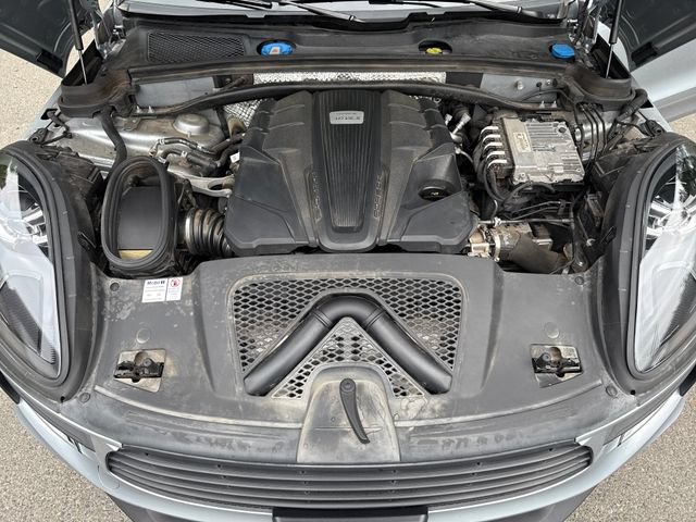 Used 2020 Porsche Macan S AWD/4WD image 29
