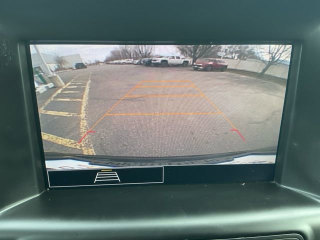 Used 2024 GMC Terrain SLE image 25