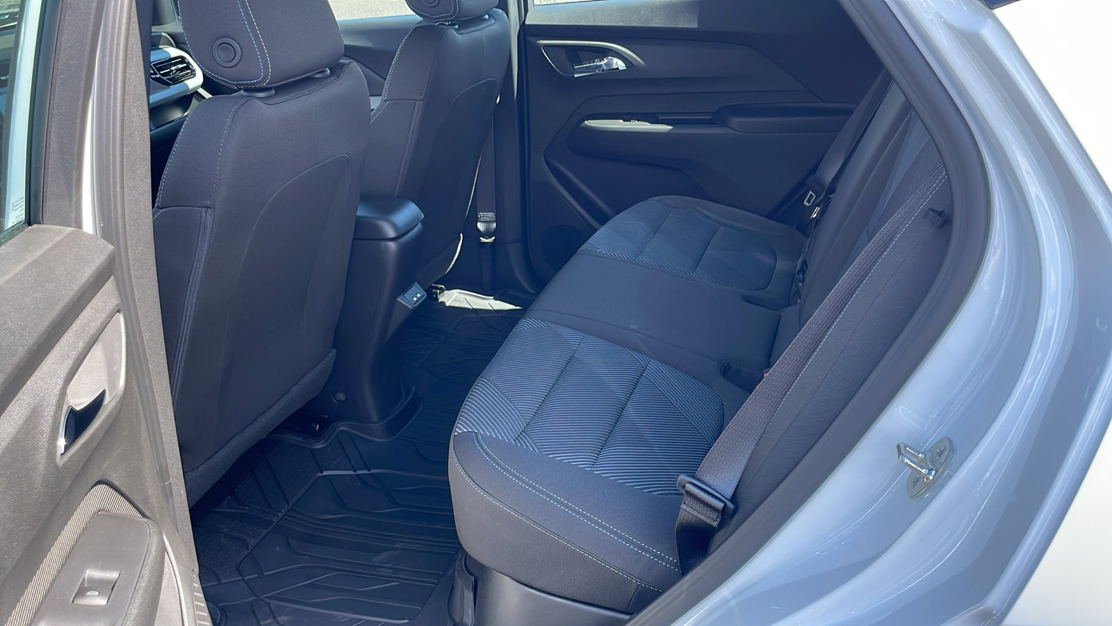 New 2027 Chevrolet Bolt LT w/ Comfort Package FWD image 13