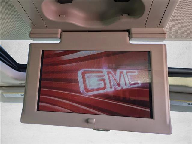 Used 2016 GMC Yukon SLT w/ Open Road Package image 17