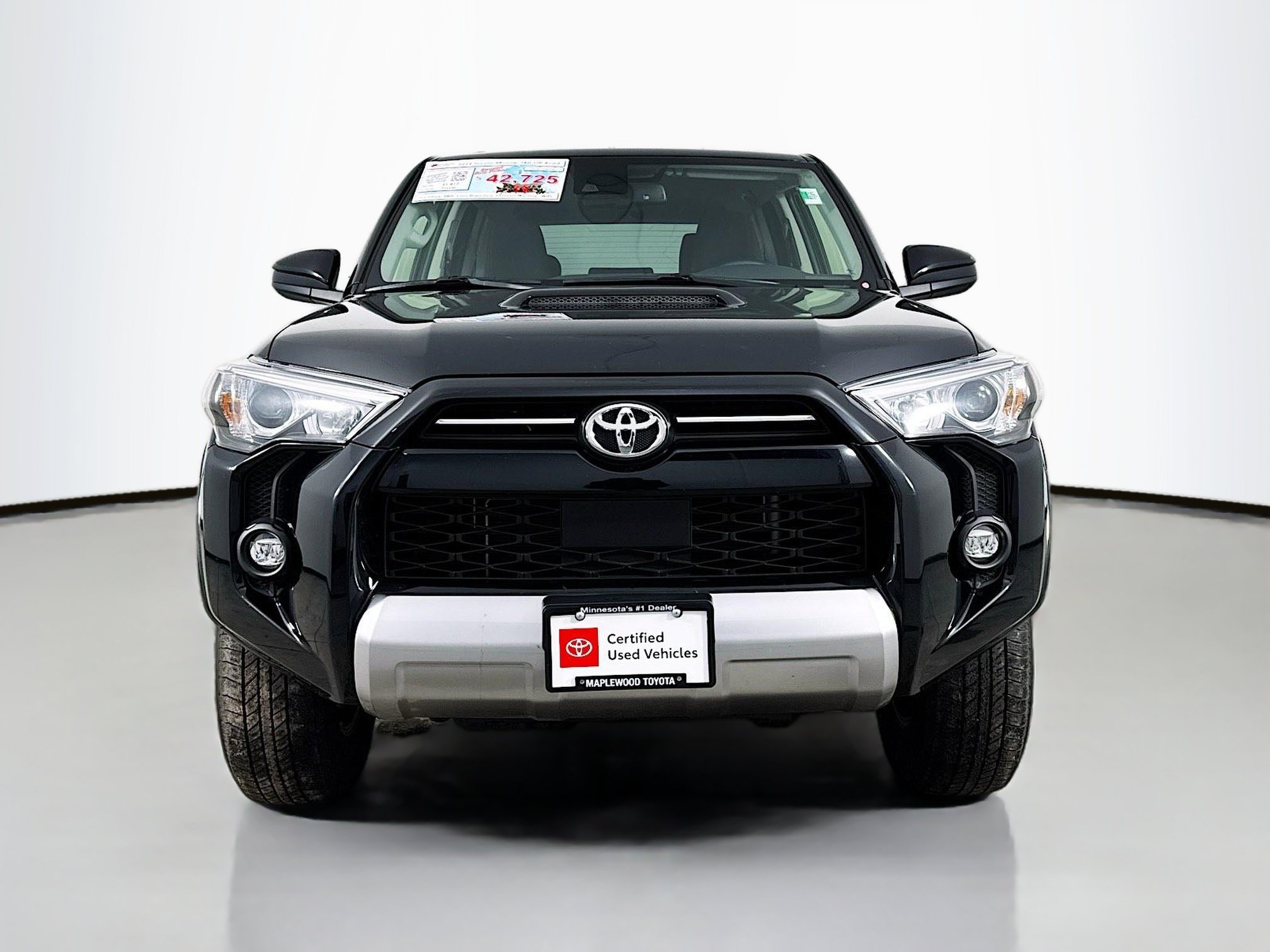Certified 2024 Toyota 4Runner TRD Off-Road AWD/4WD image 2