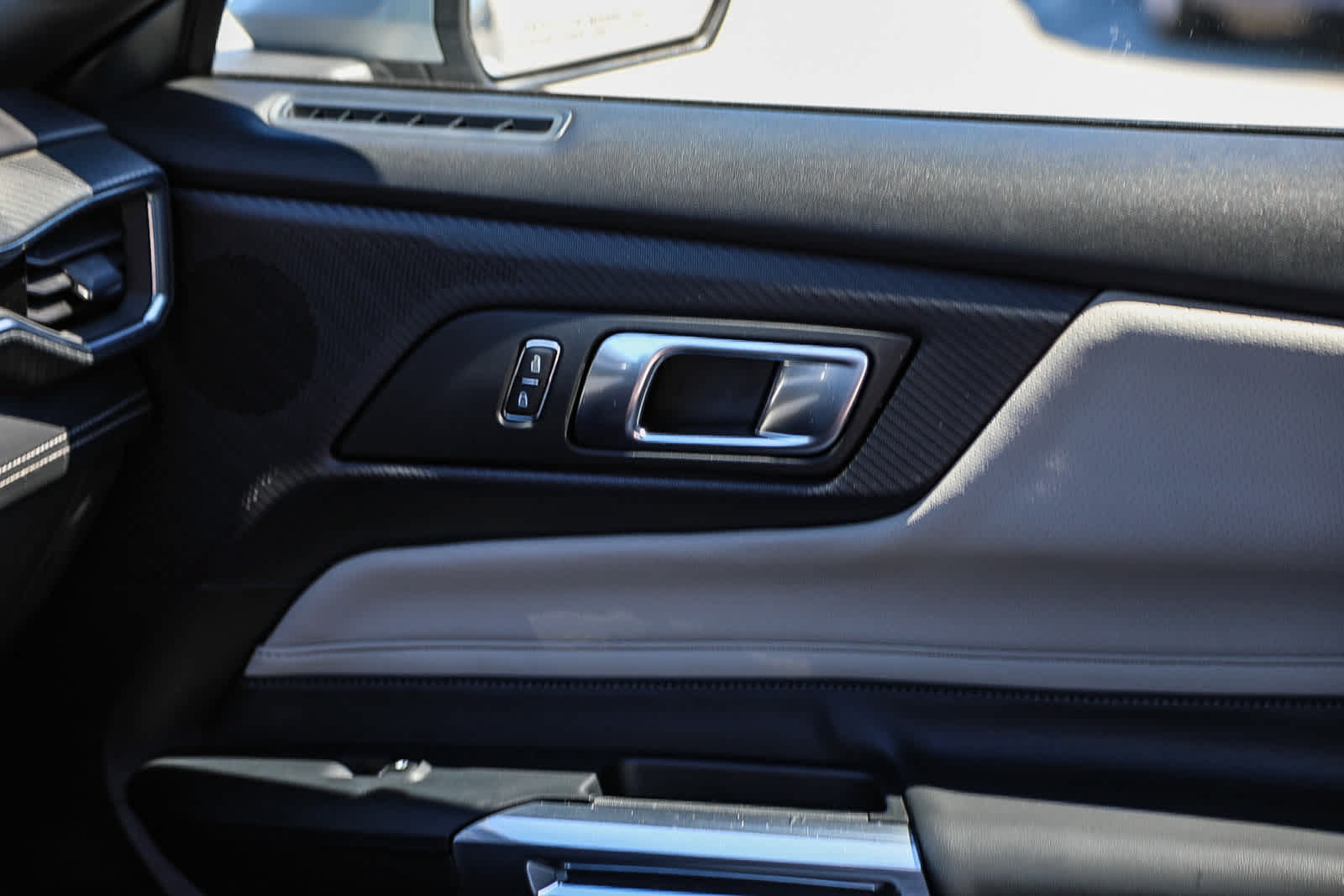 Used 2024 Ford Mustang Premium RWD image 22