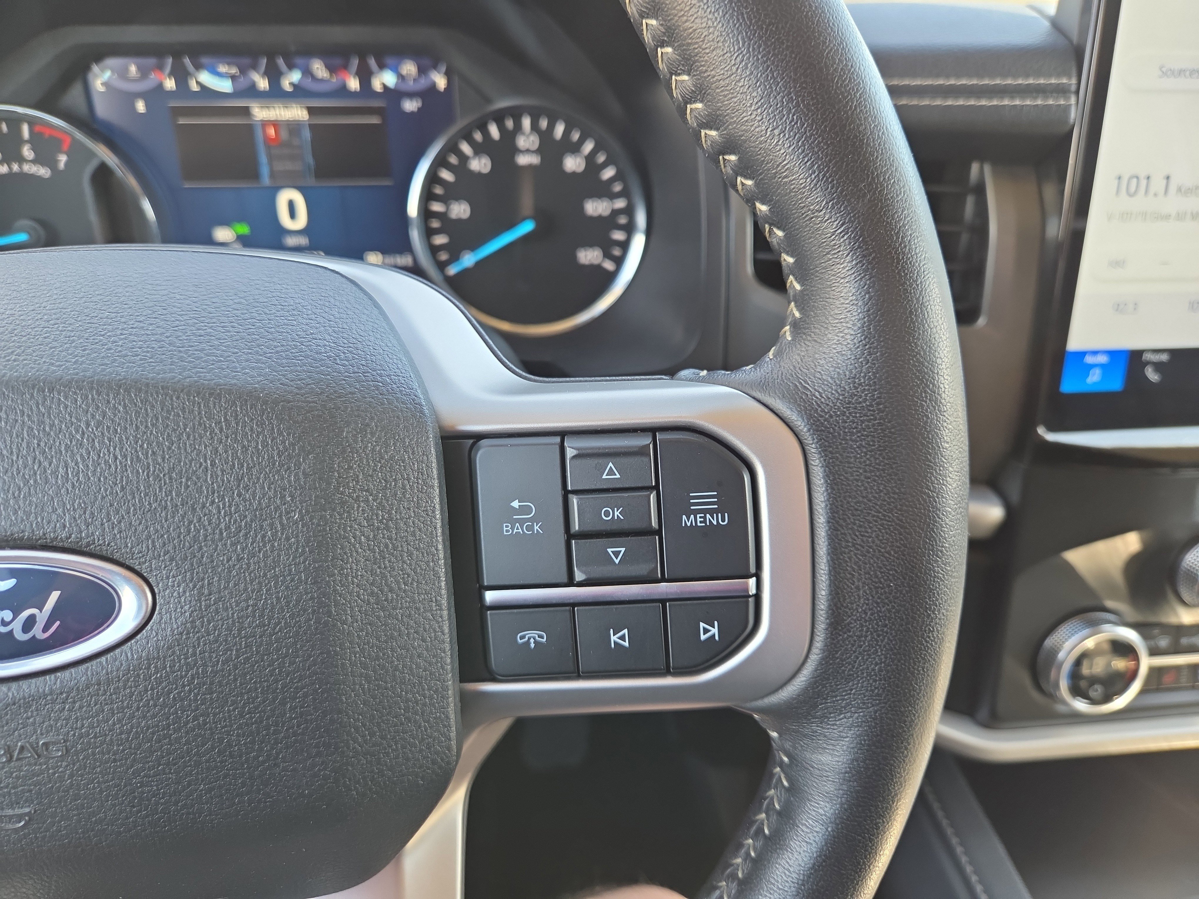 Used 2024 Ford Expedition Max XLT image 14