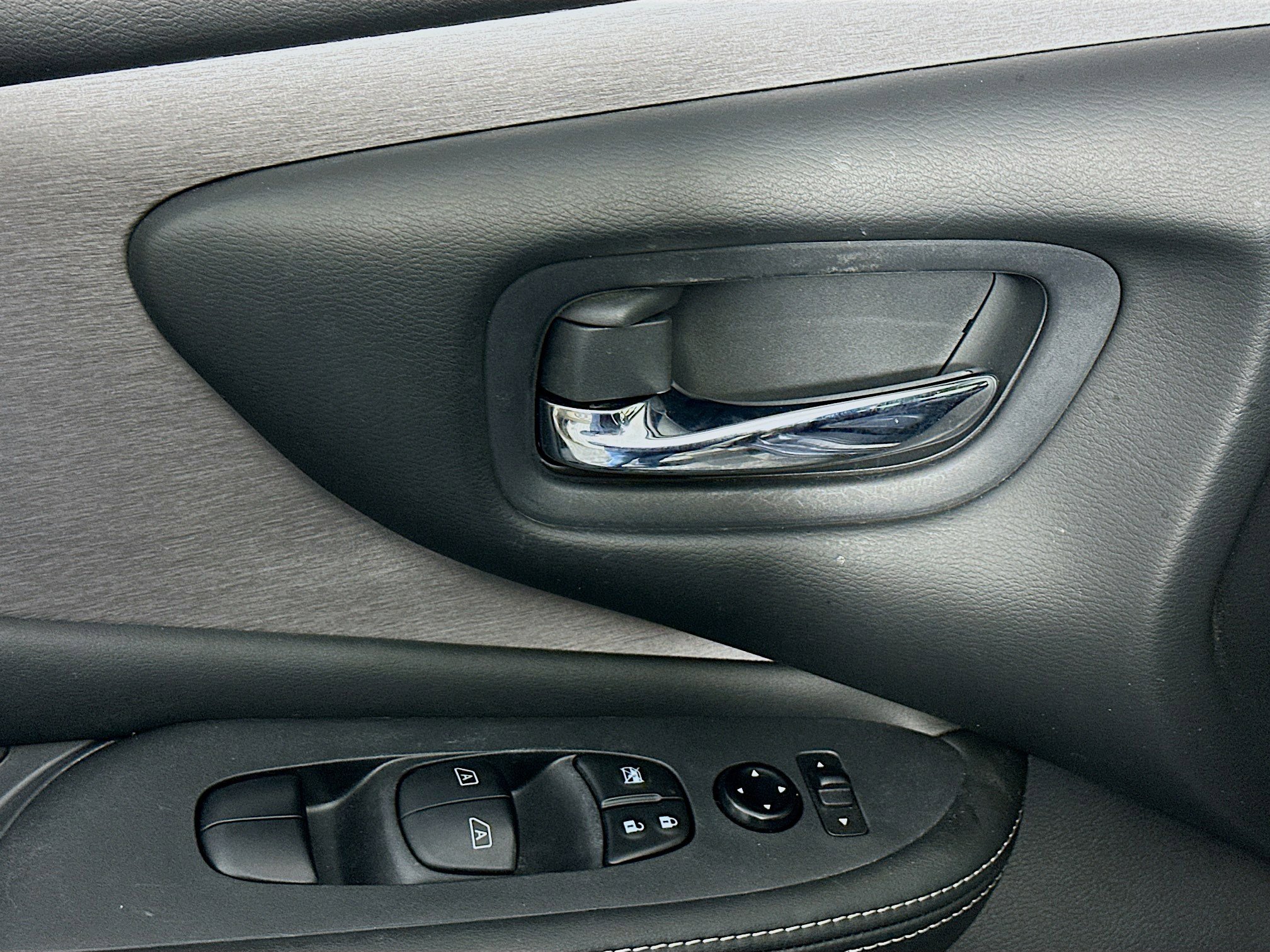 Used 2022 Nissan Murano S image 15