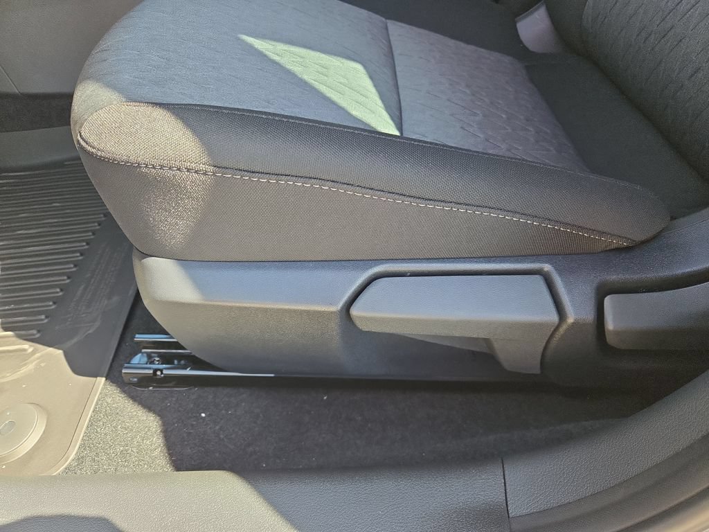 New 2026 Nissan Sentra SV w/ SV Convenience Package FWD image 14
