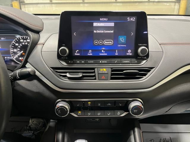 Used 2022 Nissan Altima 2.5 SR w/ Midnight Edition Package image 19