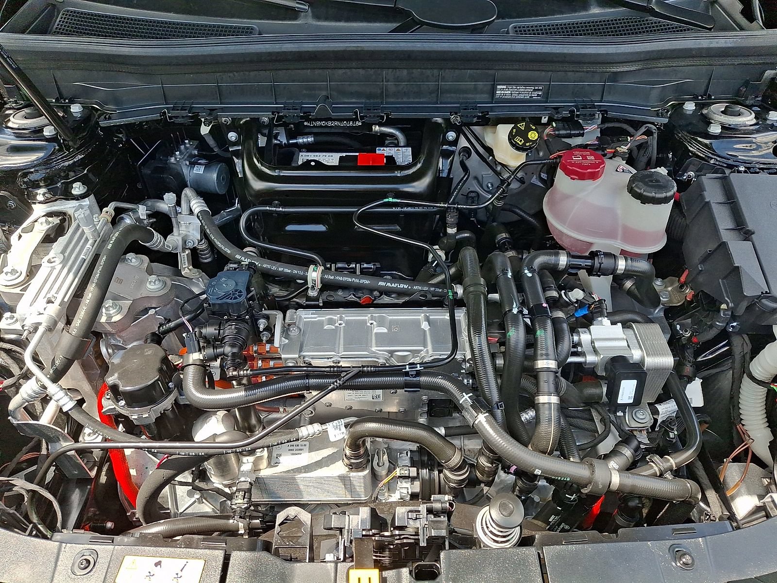Certified 2024 Mercedes-Benz EQB 300 4MATIC image 28