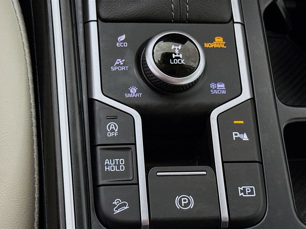Used 2025 Kia Sorento S w/ Panoramic Sunroof Package AWD/4WD image 12