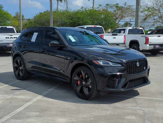 Used 2024 Jaguar F-PACE SVR AWD/4WD image 3