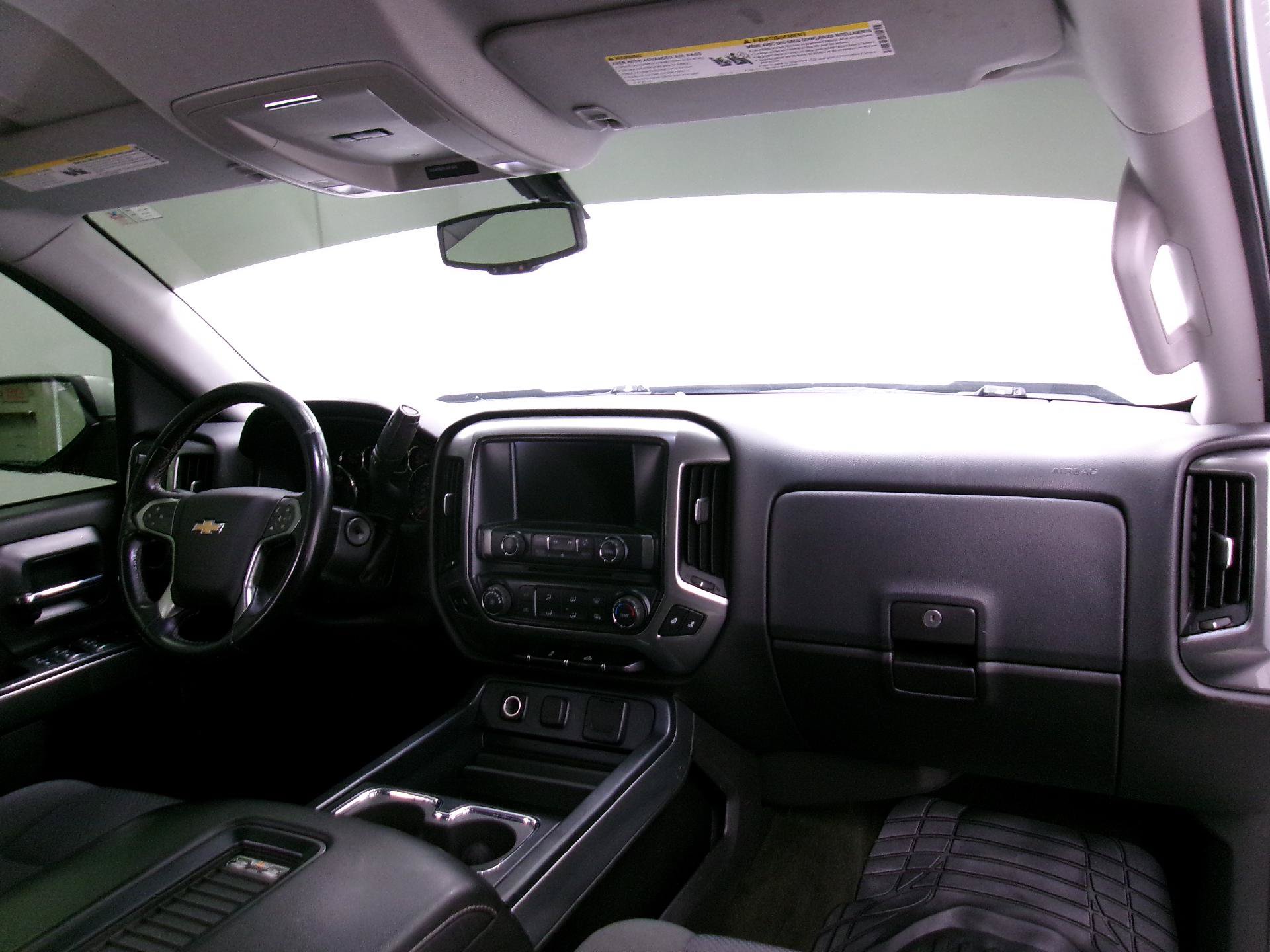 Used 2017 Chevrolet Silverado 1500 LT w/ Trailering Package AWD/4WD image 2