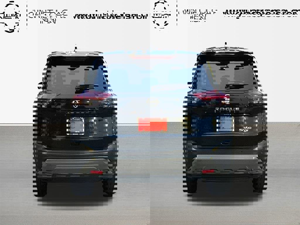 Used 2023 Nissan Rogue SV image 6