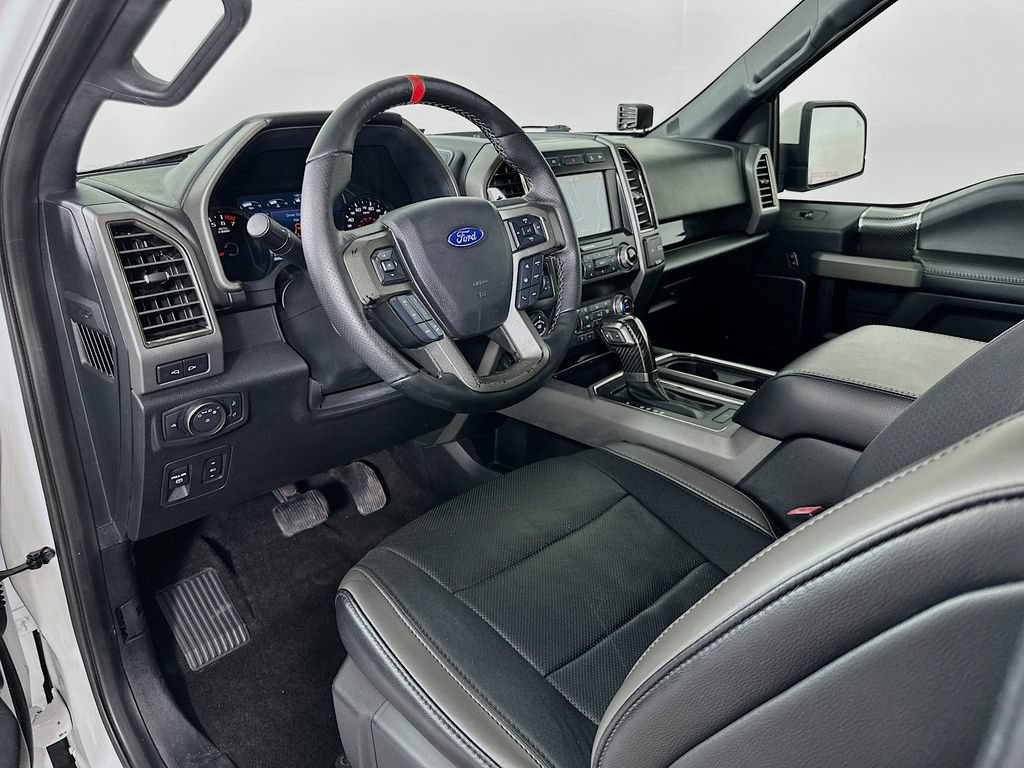 Used 2019 Ford F150 Raptor w/ Equipment Group 802A Luxury AWD/4WD image 9