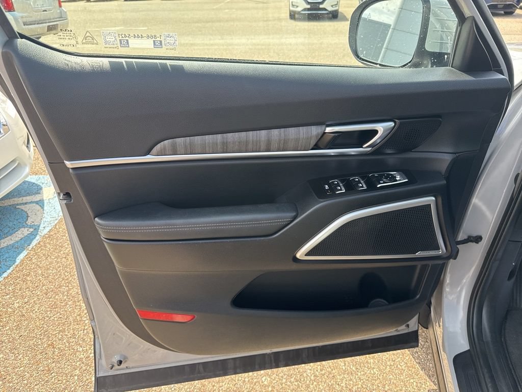 Used 2023 Kia Telluride EX X-Line AWD/4WD image 11