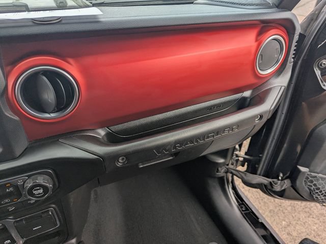 Used 2020 Jeep Wrangler Rubicon w/ LED Lighting Group AWD/4WD image 16