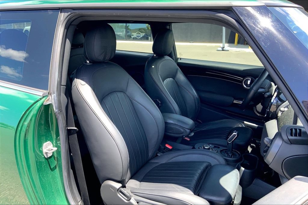 Used 2022 MINI Cooper SE FWD image 7