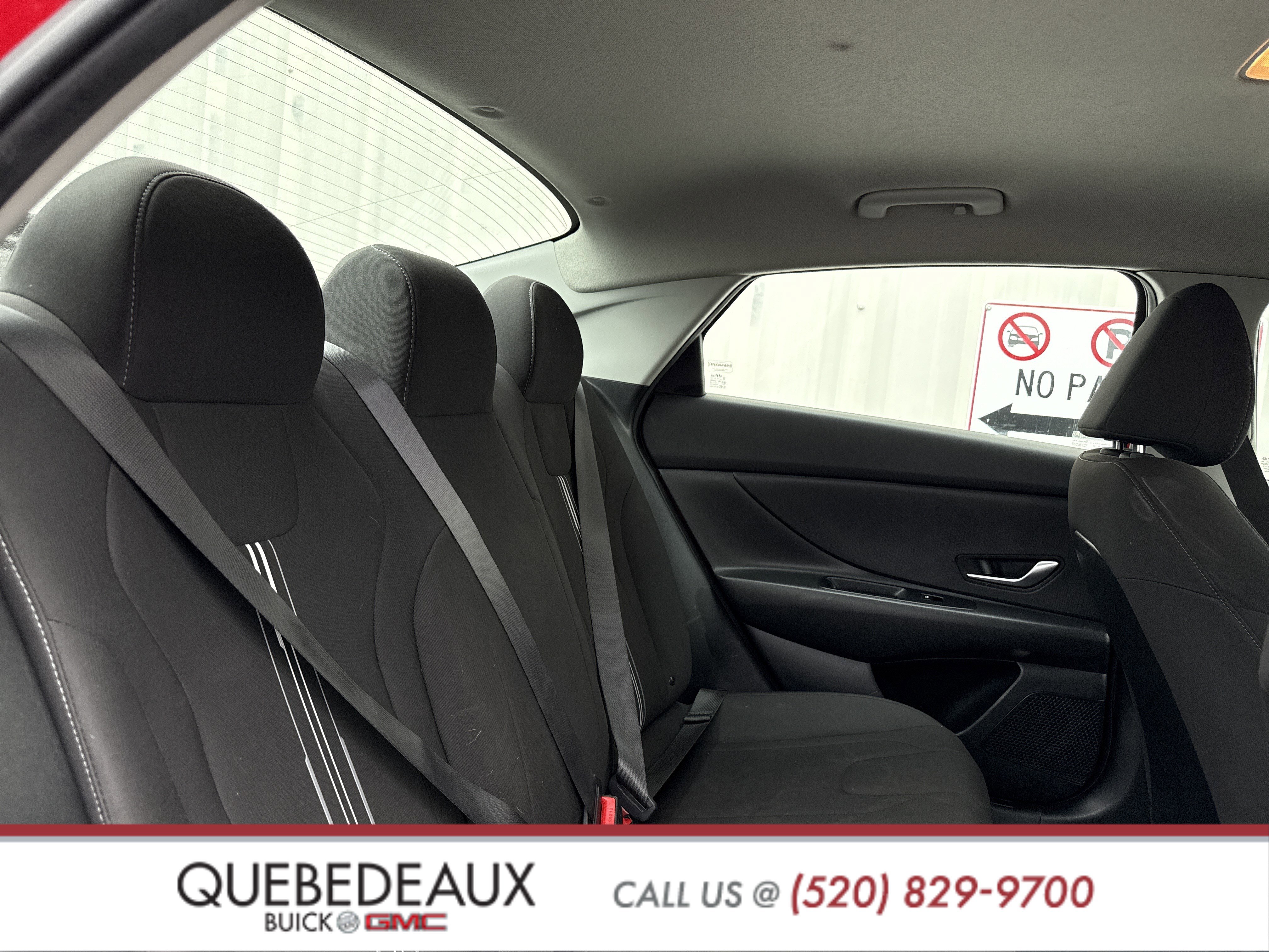 Used 2023 Hyundai Elantra SEL w/ Preferred Accessory Package image 34