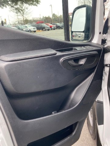 Used 2022 Mercedes-Benz Sprinter 2500 image 15