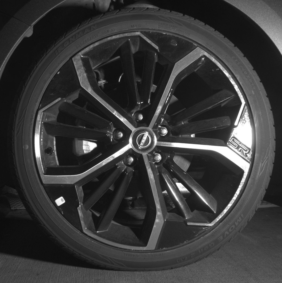 Used 2025 Nissan Altima 2.5 SR image 12